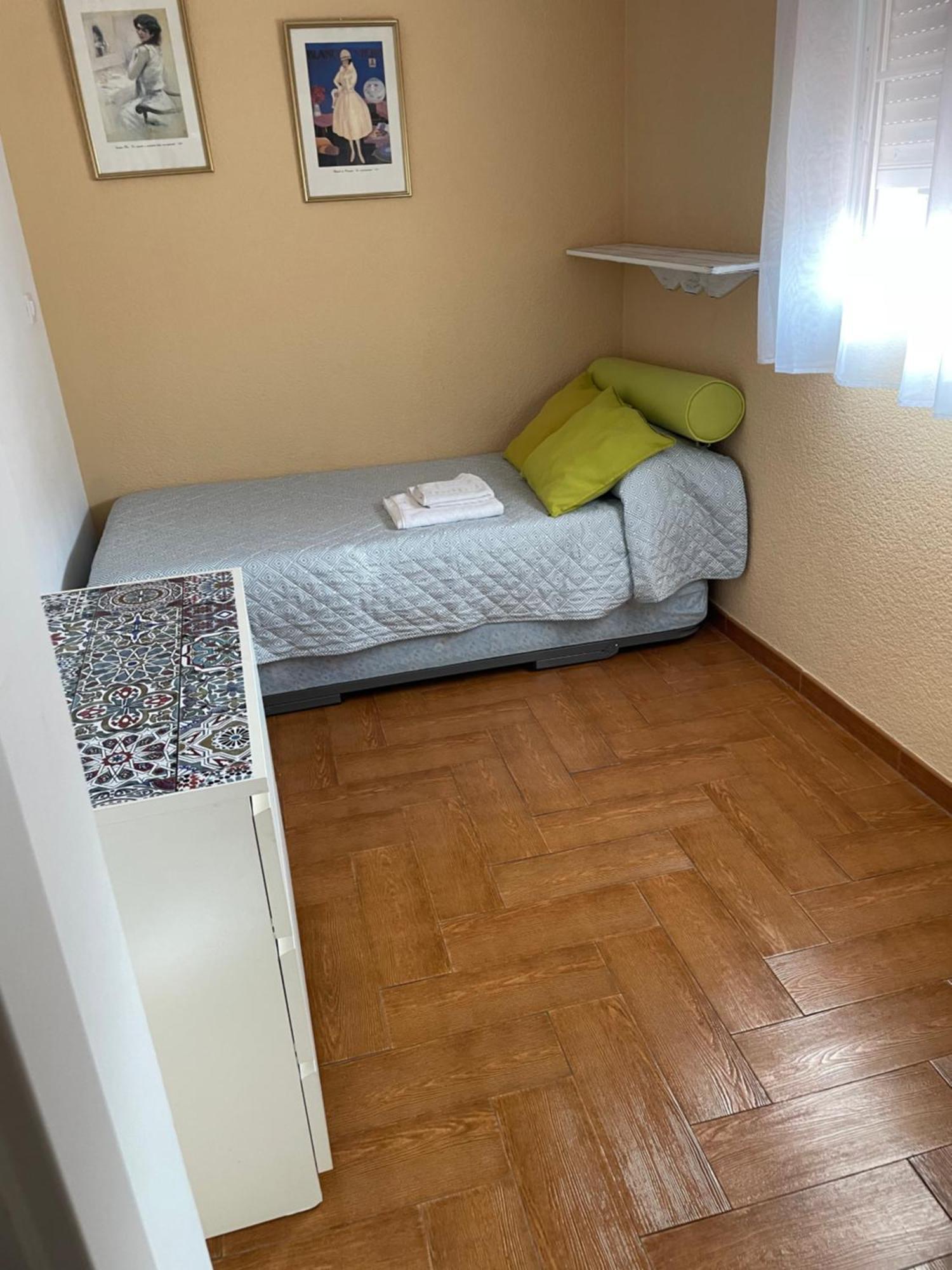 Apartament Familia Anfitriona Acoge Sewilla Zewnętrze zdjęcie